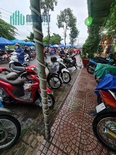 NHÀ ĐẸP - GIÁ TỐT - Cần Bán Căn Nhà Vị Trí Đắc Địa Tại Hòa Phú - Long Hồ- Vĩnh Long
