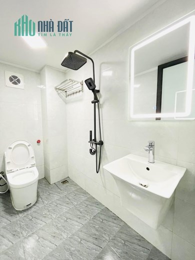 Chính chủ bán nhà Xuân Đỉnh-Ngoại Giao Đoàn-ô tô đỗ cổng-5 tầng-3pn-3.x tỷ