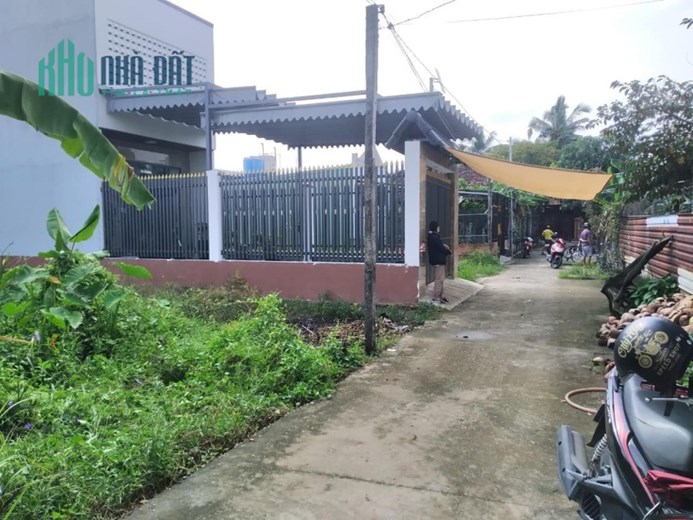 Cần bán gấp Lô Đất 131,8m2 TP Thuận An Giáp ranh Thủ Dầu Một