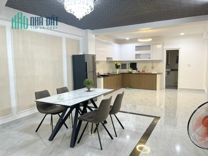 Cho thuê NNC hẻm ôtô đường Thành Thái P14.Q10. Giá 15 triệu