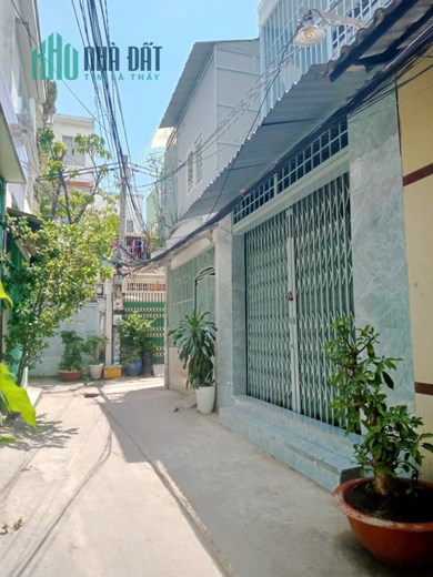Nhà thuê 2 Tầng mới hẻm 14 (C1) Phạm hùng Xã Bình Hưng - Giá 10 Triệu