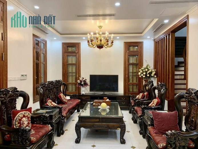 Bán Biệt thự KĐTM Pháp Vân 301m2, 4 Tầng giá 50 tỷ