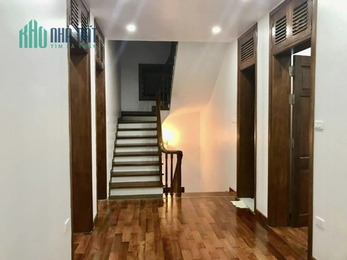 Bán Biệt thự KĐTM Pháp Vân 301m2, 4 Tầng giá 50 tỷ