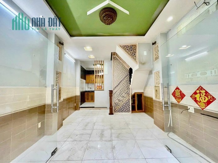Nhà 4 tầng nở hậu hẻm chợ Sáng đường Bùi Minh Trực P5Q8. Giá 4,65 tỷ TL