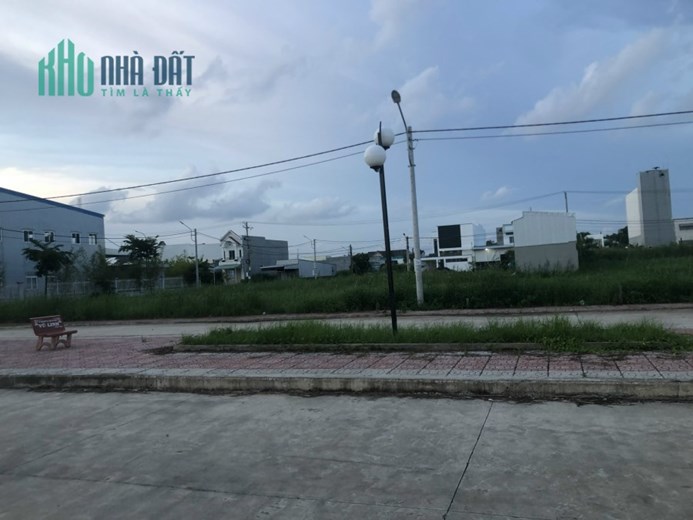 Bán nhanh lô đất nền giá cực tốt Trung Tâm Thành Phố Cà Mau,Xã Lý Văn Lâm