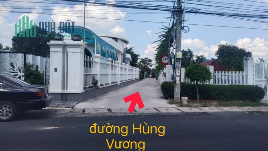 Cần bán nhà đất tại đường Hùng Vương, Nhơn Trạch, ĐỒng Nai