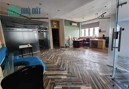Mặt Bằng Văn Phòng Tại Vị Trí Căn Góc Đắc Địa, Nguyễn Thị Thập 100m2