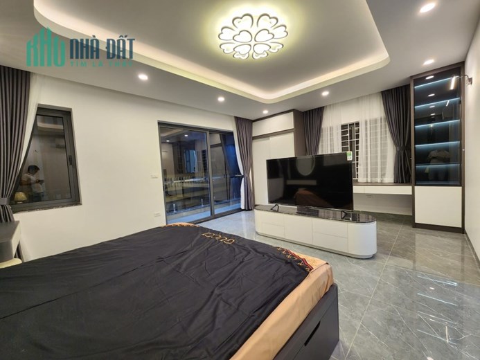 Quá hot chân dài Lê Trọng Tấn lô góc 89m 6 tầng thang máy 2 ô tô vào nhà KD VP cực đỉnh