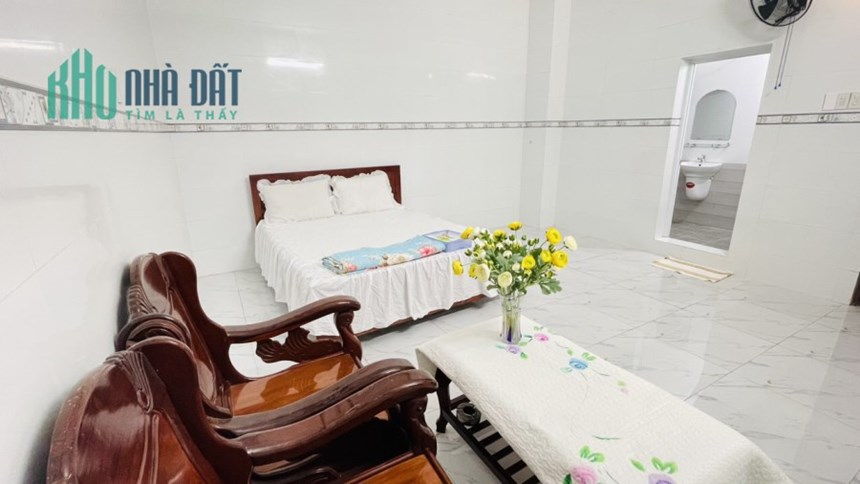 CHÍNH CHỦ CHO THUÊ PHÒNG TRỌ CÓ CHỖ ĐỂ Ô TÔ