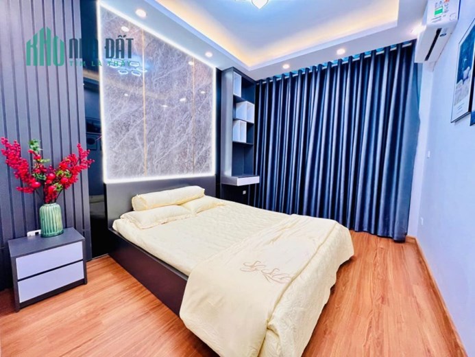 NHÀ ĐẸP VỊ TRÍ ĐẸP HOÀNG MAI 4 TẦNG 3 NGỦ 2.89 TỶ FULL NỘI THẤT Ở LUÔNG