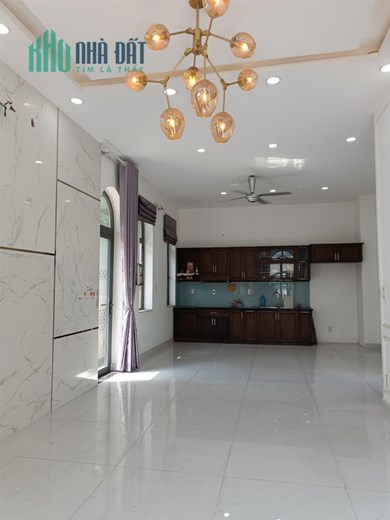 Bán nhà phố đẹp ở ngay  Hiệp Bình Phước - 150m 10 x 15  hẻm nhựa 2 ô tô tránh