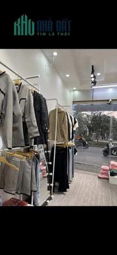 Sang nhượng shop quần áo nữ tại 1112 Láng- Đống Đa- Hà Nội