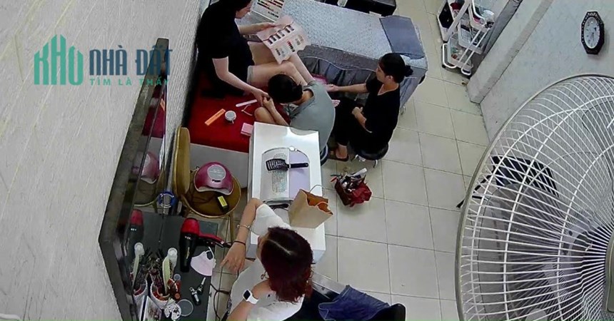 CẦN SANG NHƯỢNG LẠI CỬA HÀNG NAIL-MI Địa chỉ: Trương Định, Hoàng Mai, Hà Nội. Đầu ngõ chung cư.
