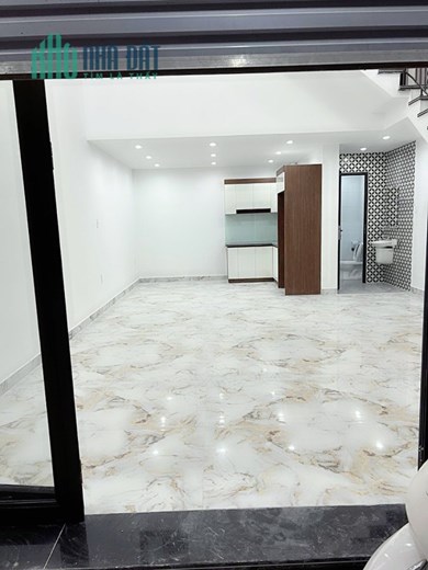 Bán nhà phố Hàng Kênh, diện tích 44m 3 tầng ngõ nông GIÁ 2.4 tỉ