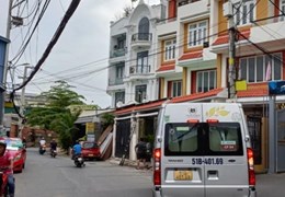 Bánn nhà phố Hiệp Bình Phước 3 tầng 125 m xẻ tải vào  nhà đôi diện Vạn Phúc