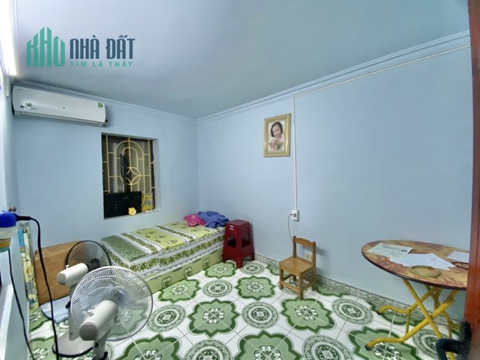 Bán nhà Lạch Tray diện tích 36m 3 tầng GIÁ 2.3 tỉ gần ngay Cầu Rào