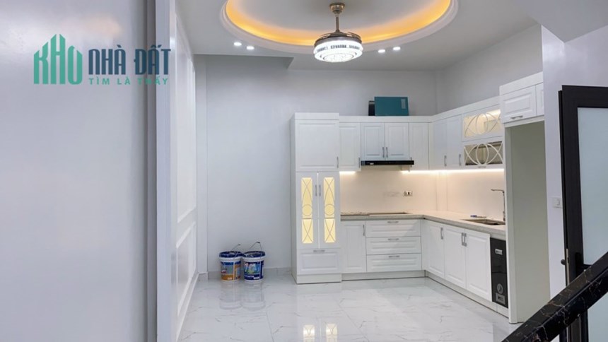 Bán nhà xây mới phố Khúc Thừa Dụ 1, 3 tầng 3 ngủ GIÁ 2.65 tỉ chỉ việc về ở