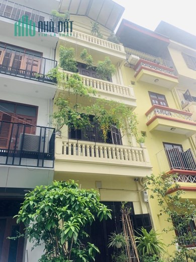 Bán Nhà Phân Lô 2 Mặt Tiền Oto Tránh Phố Thông Phong, Đống Đa. Diện Tích 52/56m2 x 4 Tầng, Mặt Tiền