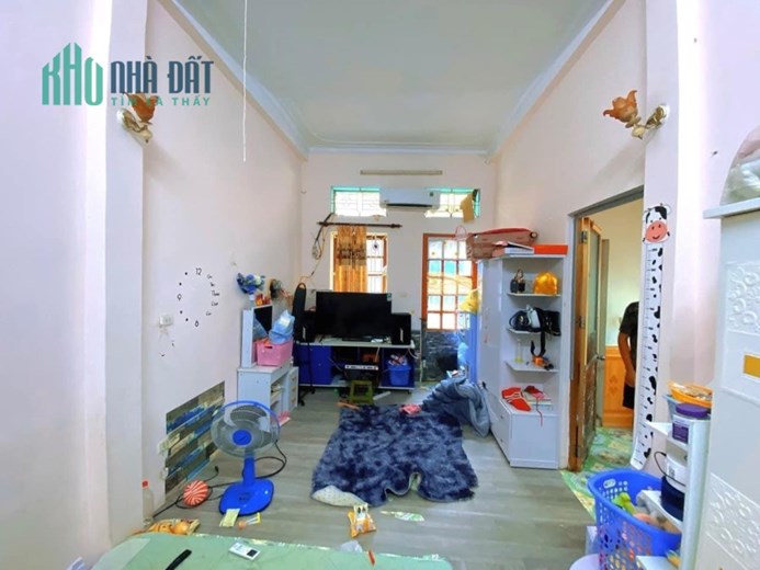 NHÀ 4 TẦNG GẦN ROYACITY NGÃ TƯ SỞ VỊ TRÍ MẶT NGÕ THÔNG KINH DOANH BUÔN BÁN LÔ GÓC THOÁNG GẦN MẶT