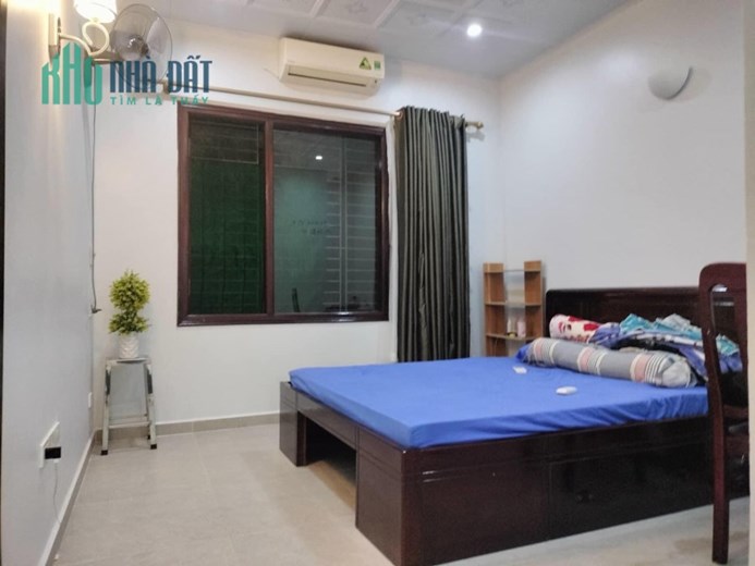 Bán nhà riêng Kinh doanh , lô góc Vĩnh Phúc Ba Đình 36m2 giá rẻ 4tỷ2