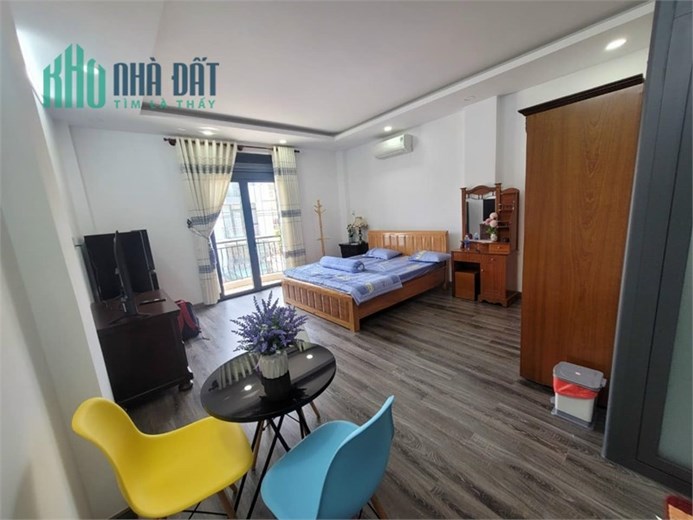 Mặt tiền Huỳnh Văn Nghệ, P15, Tân Bình – 102m2, 5 tầng Thang máy, 11.8 tỷ.