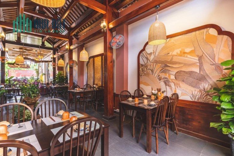 Bán đất tặng nhà hàng khu sầm uất gần biển Nha Trang Dã Tượng lh 0985451850