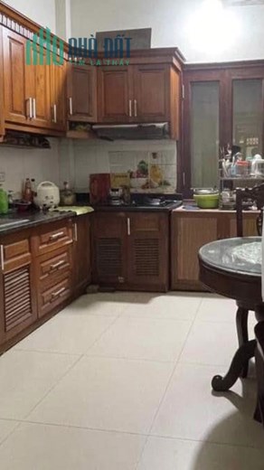 BÁN NHÀ  PHỐ PHƯƠNG MAI, 44M  x 3 TẦNG , DÂN XÂY CHẮC CHẮN,  NGÕ NÔNG GẦN HỒ VỀ Ở NGAY CHỈ 4,1 TỶ