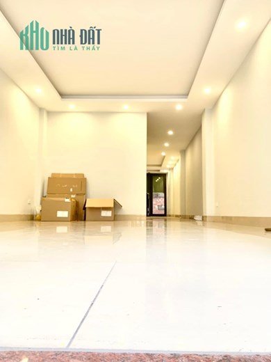 Bán nhà Minh Khai 71m2 7 tầng thang máy ô tô tải đỗ cửa giá 15.9 tỷ