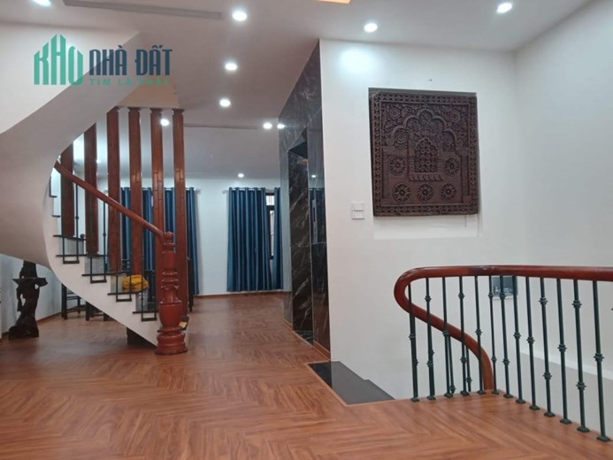 Hoa hậu Thanh Xuân 6 tầng đẹp lung linh nội thất tiền tỷ, cách 1 nhà ra ô tô tránh, chỉ 4 tỷ, Lh