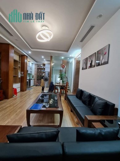 Bán nhà Phân lô Nguyễn Trãi gara lô góc 8 tỷ 800 triệu