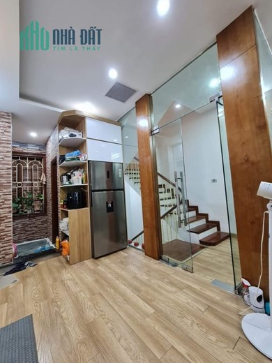 Bán nhà Phân lô Nguyễn Trãi gara lô góc 8 tỷ 800 triệu