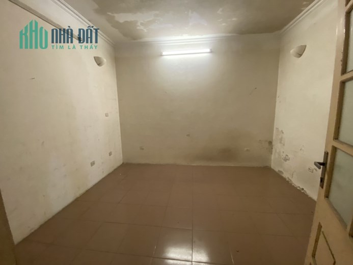 Cho thuê nhà ở Tân ấp  Ba Đình 60m2 x 4T 6 phòng