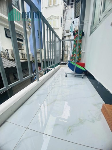 Bán nhà đẹp 2 tầng 2PN, 28m2, Hàn Hải Nguyên, Quận 11, chỉ 4.3 tỷ TL