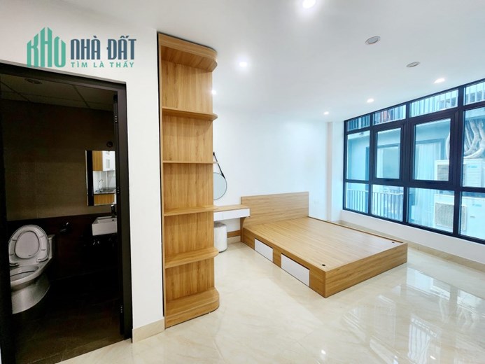 Bán nhà 82m2 phố Sài Đồng, Long Biên Gara 2 Ô tô tránh Thang máy Nội thất Cao cấp Giá 12.3 Tỷ