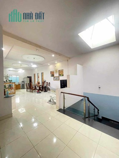 Bán GẤP nhà 2 tầng 5x25m, hẻm ô tô đậu 3 chiếc Nguyễn Văn Quá, Quận 12