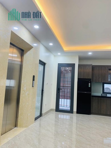 Bán nhà 83m2 phố Nguyễn Văn Cừ Gara Ô tô 7 chỗ Thang máy XỊN Nội thất Đẳng cấp Giá 12.3 Tỷ