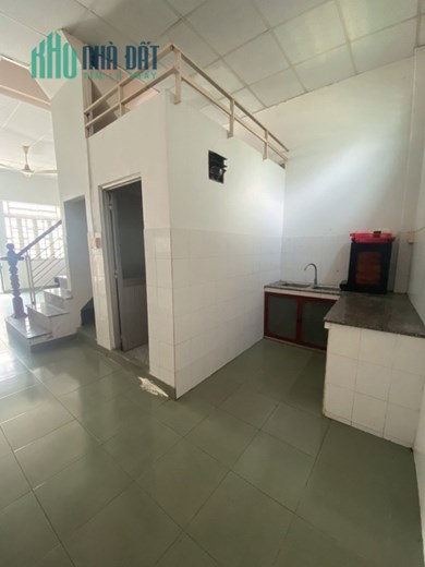 TT BÌNH THẠNH - 43M2 - SỔ HỒNG ĐẸP - 2 TẦNG BTCT - HẺM 3M - CHỈ 3.X TỶ.