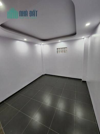 Bán nhà 81m2 phố Sài Đồng, Long Biên Gara 2 Ô tô tránh Thang máy Nội thất Nhập Giá 12.2 Tỷ