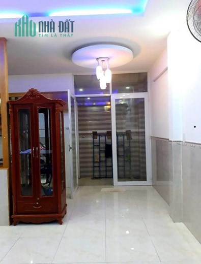 Bán nhà đẹp 2 tầng, 50m2, Hẻm xe hơi, Trường Chinh, Tân Phú, chỉ 3.2 tỷ TL