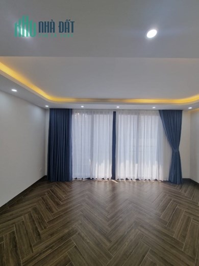 BÁN NHÀ HỒ 3 MẪU ĐỐNG ĐA THANG MÁY NHẬP KHẨU MẶT TIỀN KHỦNG 45M 7T MT 5.4M CHỈ 8 TỶ