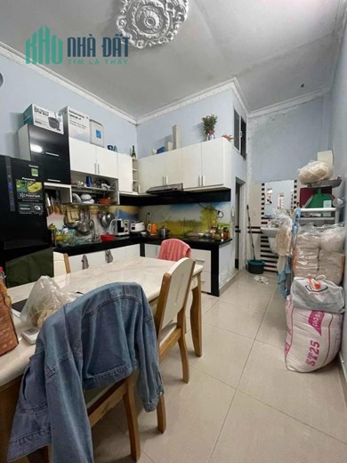 +SÁT VÁCH QUẬN 1 - NGUYỄN BIỂU - KHU HIẾM NHÀ BÁN – GẦN MẶT TIỀN-30m2-4TẦNG BTCT, NHỈNH 4TỶ