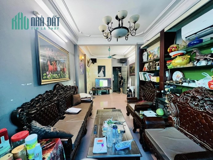 BÁN NHÀ NGUYỄN VĂN CỬ - 50M - 4 TẦNG - NHỈNH 4 TỶ - OTO ĐỖ CỬA