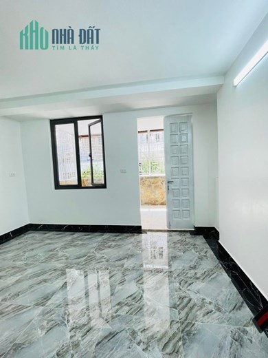 VIP BA ĐÌNH, Ô TÔ ĐỖ CỬA, LÔ GÓC SÁNG THOÁNG – Nhà 4 tầng Trần Phú 28m2 chỉ 5.6 tỷ