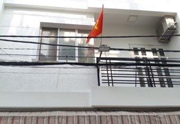 CHÍNH CHỦ CHO THUÊ NHÀ NGUYÊN CĂN HẺM XE TẢI + NỘI THẤT TRUNG TÂM THỊ TRẤN NHÀ BÈ