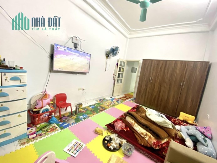 HẠ CHÀO NHÀ LÁNG HẠ 1 BƯỚC RA PHỐ NHÀ DÂN XÂY 6T 7 NGỦ 4.55 TỶ