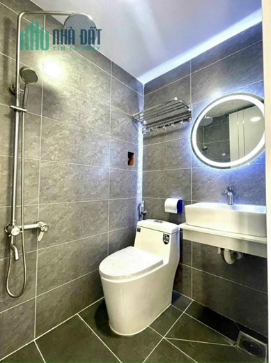 Nhà đẹp Nguyễn Chí Thanh, 2 mặt ngõ, oto, thông, 43m, 4T, 5.55 tỷ