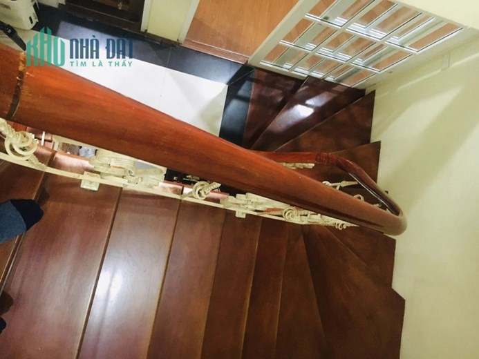 Bán Nhà Hào Nam - Vũ Thạnh - Đống Đa Cực Hiếm 64m2, 5 Tầng, MT 7m, Giá Nhỉnh 12 Tỷ