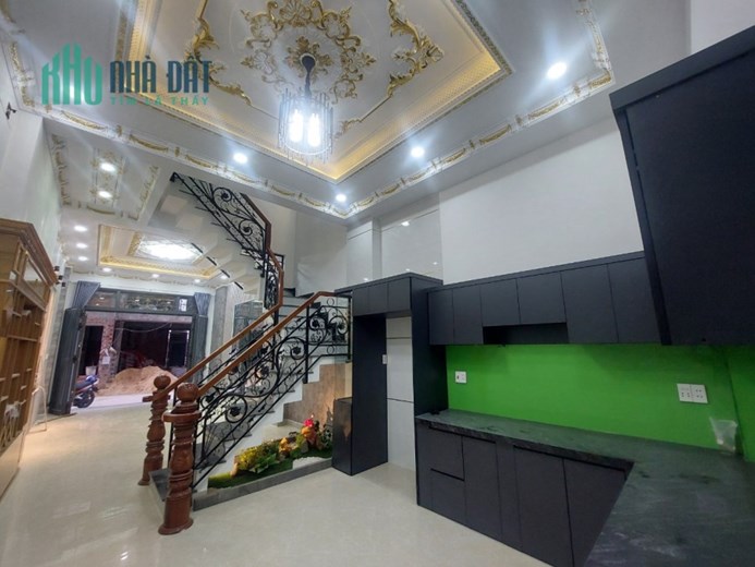 Nhà mới xây 5Lầu 4PN hẻm xe hơi 730 Hương lộ 2 giá 5.8 tỷ