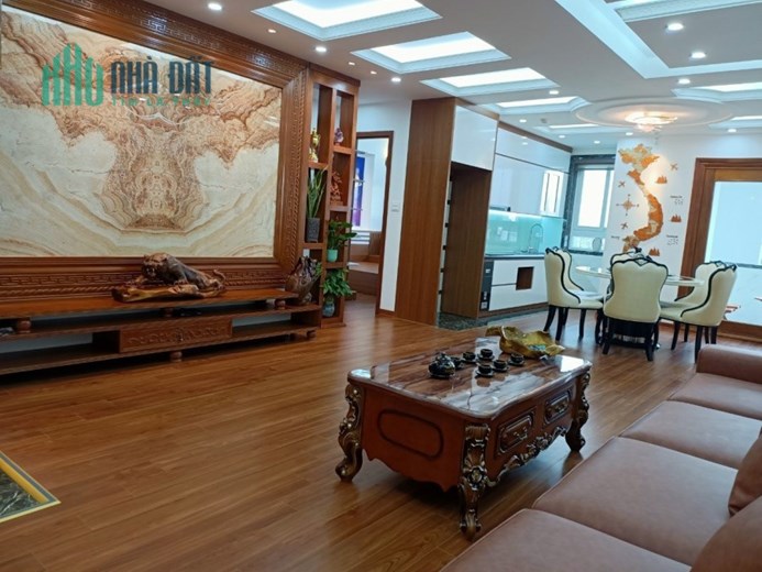 Chính chủ cần bán căn hộ chung cư tòa nhà 187 nguyễn lương bằng- Diện tích: 132m2 - Giá bán: 6,5 tỷ