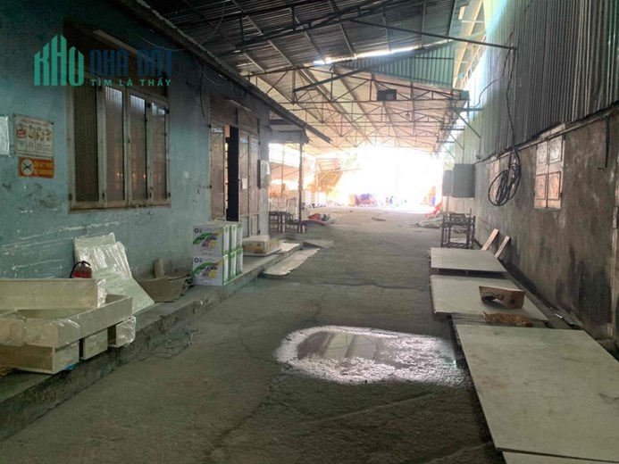Cho thuê xưởng 600m2 Long Trường, có điện 3 pha
